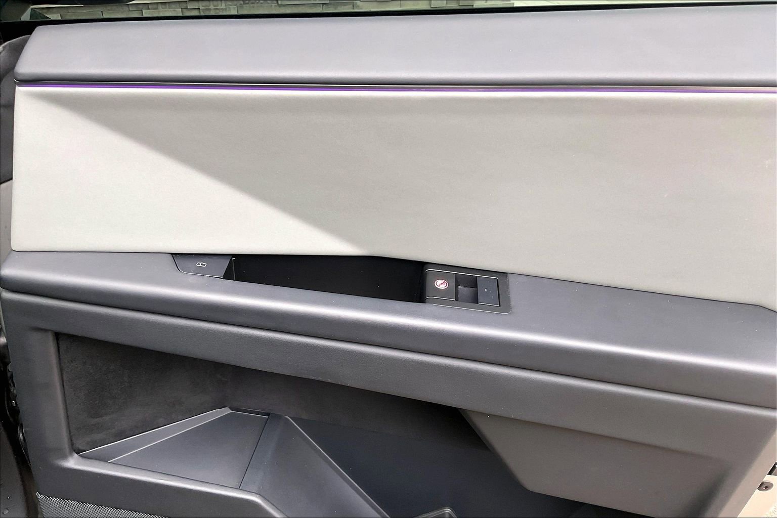 Used 2024 Tesla Cybertruck Cyberbeast image 24