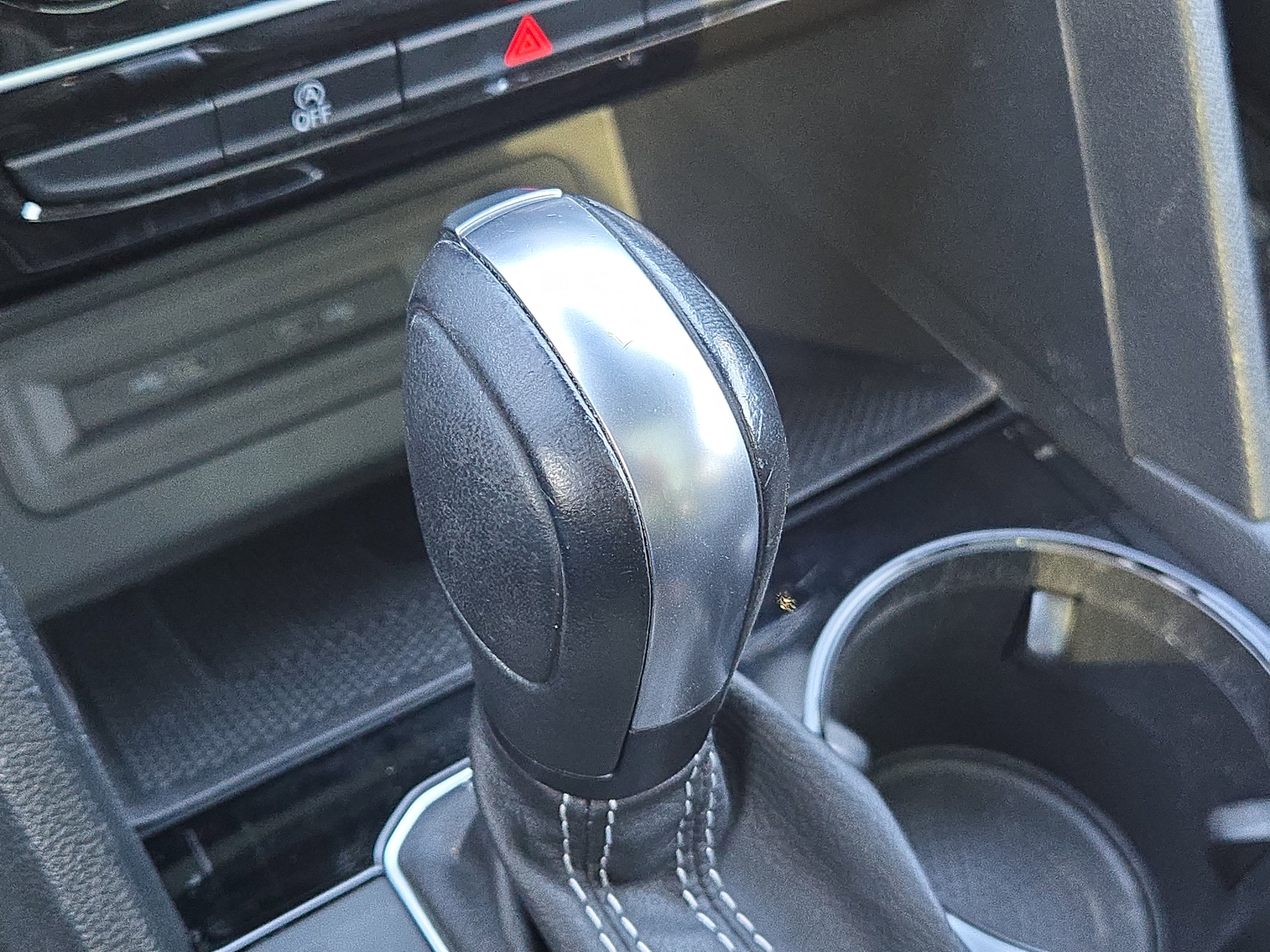 Used 2023 Volkswagen Atlas Cross Sport SEL R-Line image 25