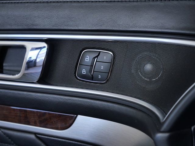 Certified 2018 Ford Explorer Platinum AWD/4WD image 27