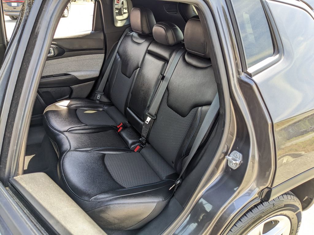 Used 2024 Jeep Compass Latitude AWD/4WD image 37