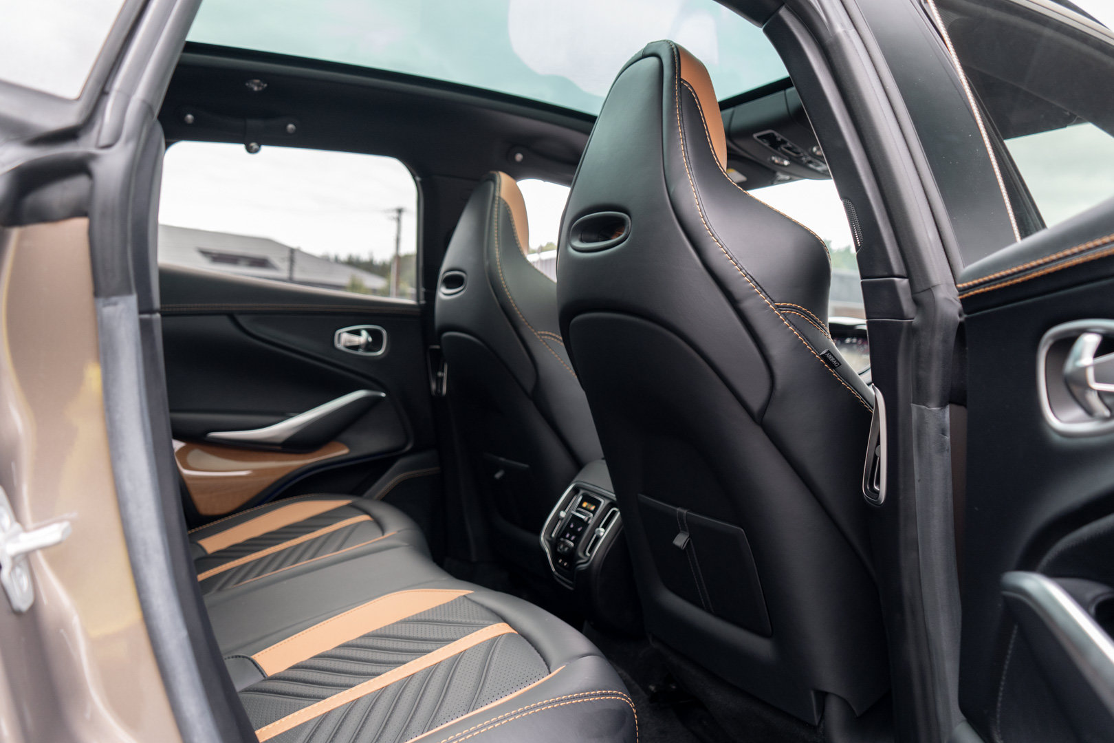 Used 2023 Aston Martin DBX 707 AWD/4WD image 26