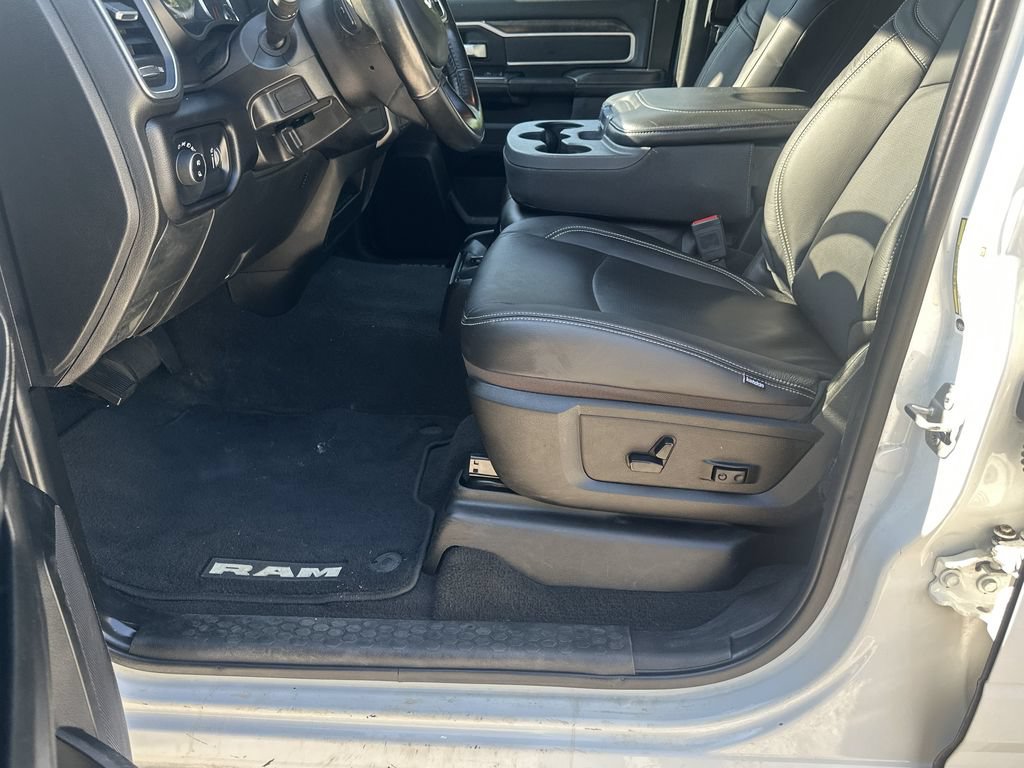 Used 2024 RAM 2500 Big Horn AWD/4WD image 9