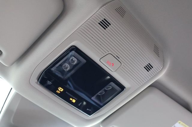 New 2026 Volkswagen Atlas SE image 18