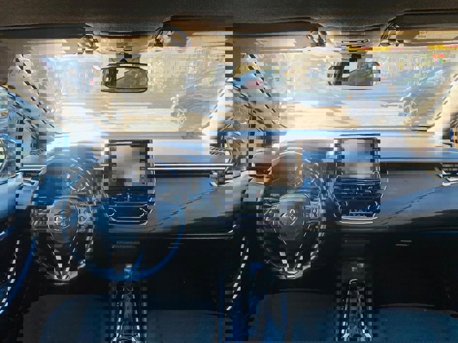 Used 2020 Toyota Corolla SE w/ Carpet Mat Package (TMS) FWD image 27