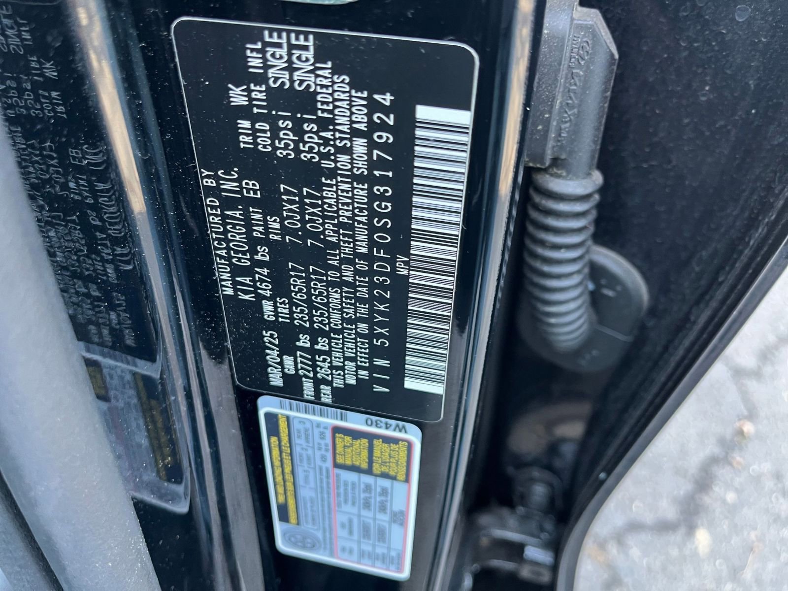 Used 2025 Kia Sportage LX image 29