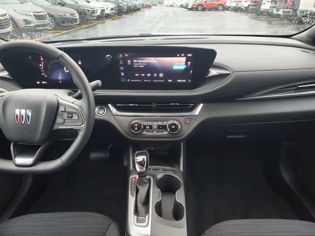 Used 2025 Buick Envista Preferred w/ Convenience I Package FWD image 18