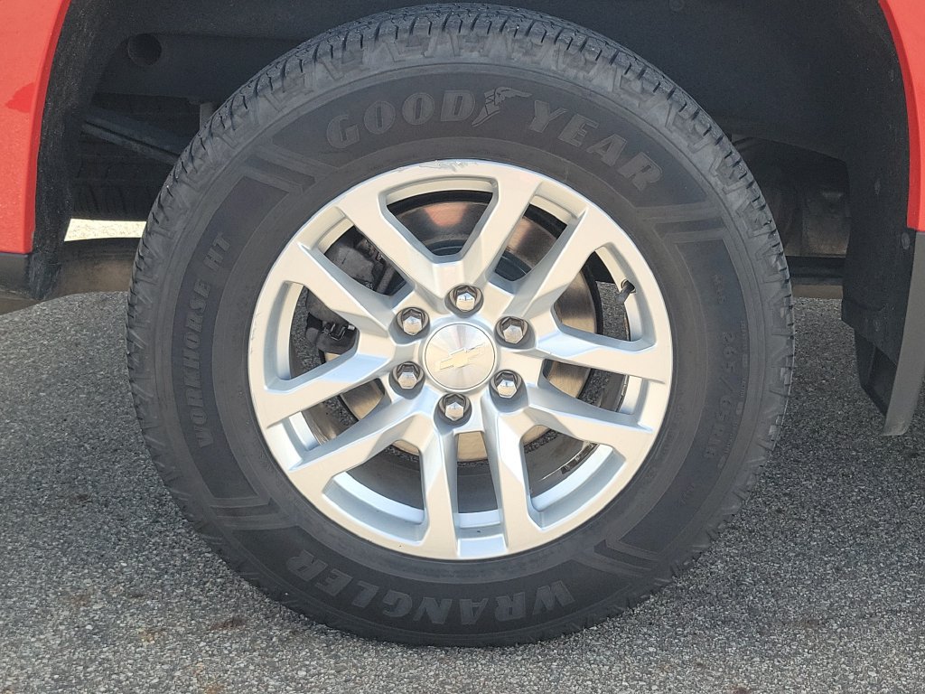 Used 2019 Chevrolet Silverado 1500 LT w/ All-Star Edition AWD/4WD image 35