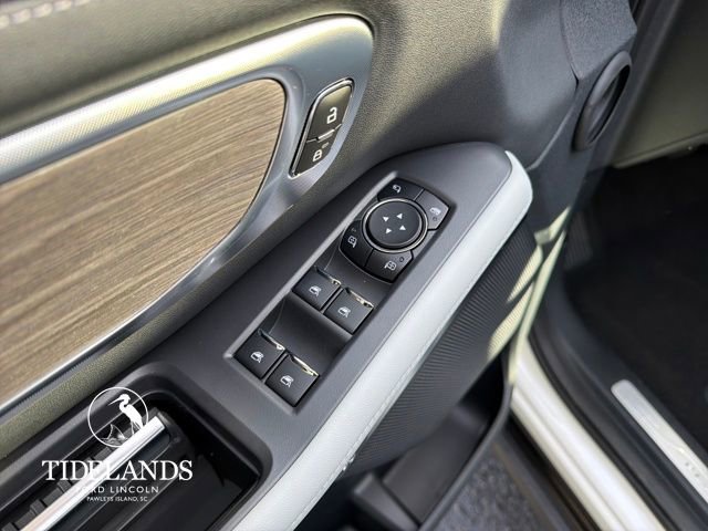 New 2026 Ford Expedition Platinum w/ Platinum Ultimate Package AWD/4WD image 13
