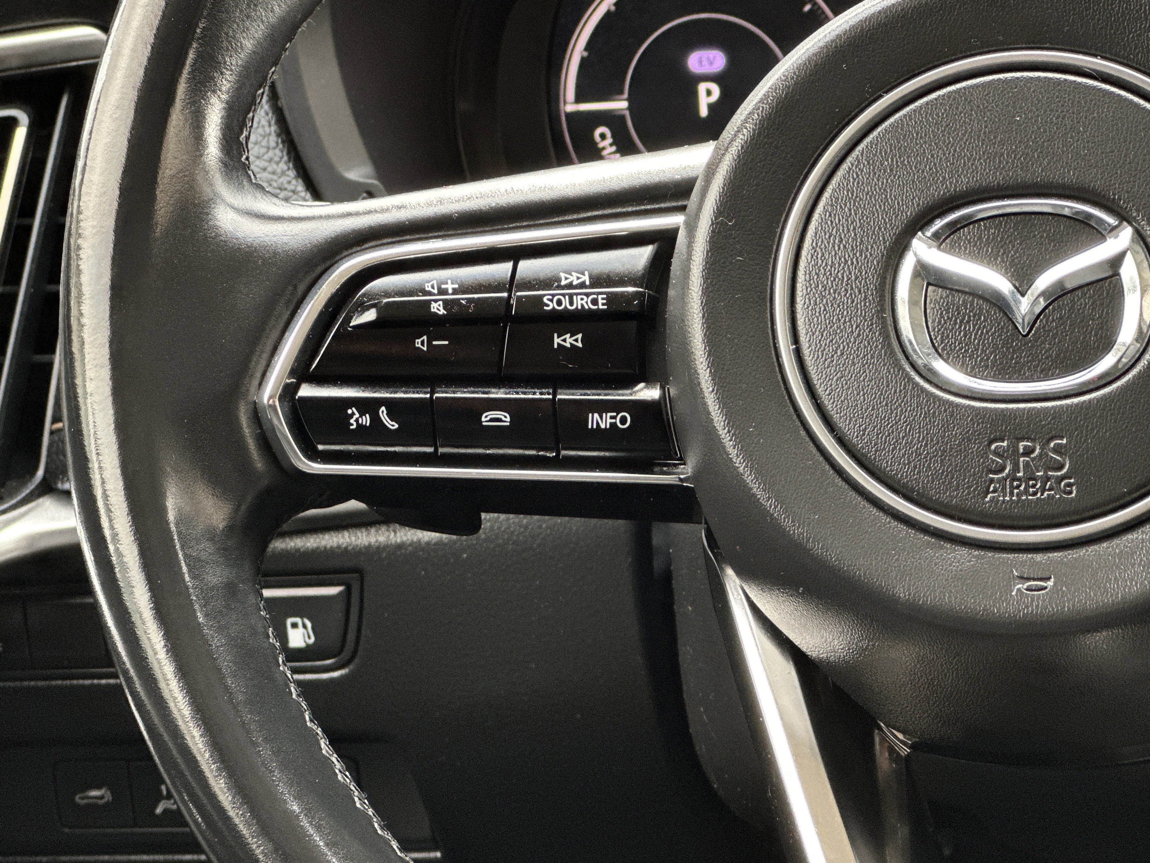 Used 2024 MAZDA CX-90 Plug-In Hybrid w/ Premium Pkg image 18