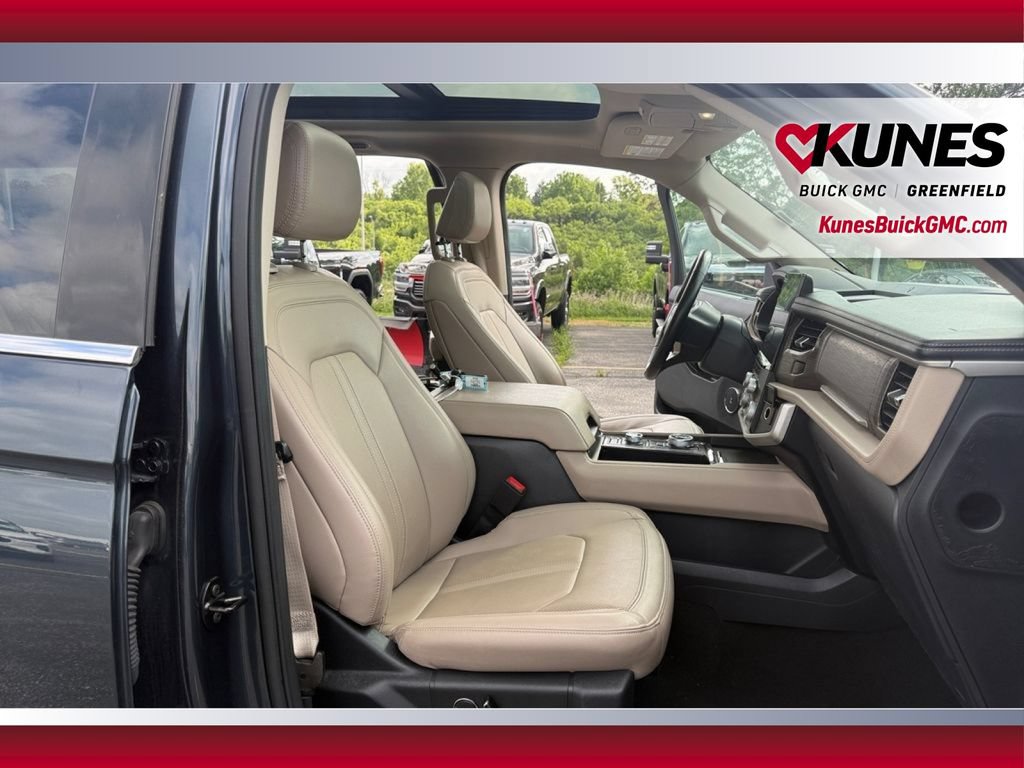 Used 2024 Ford Expedition Max Limited AWD/4WD image 40