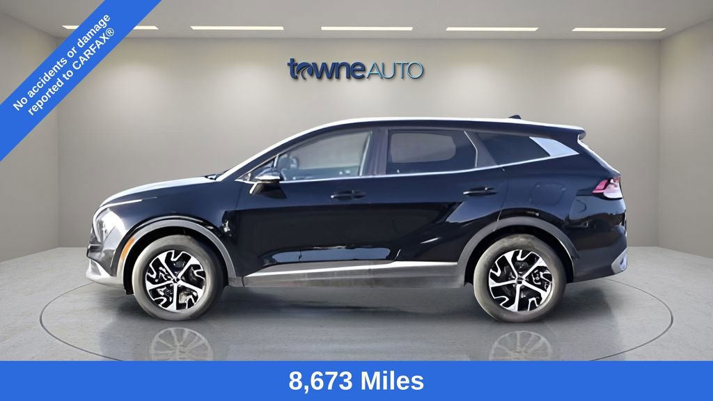 Used 2023 Kia Sportage EX AWD/4WD image 3