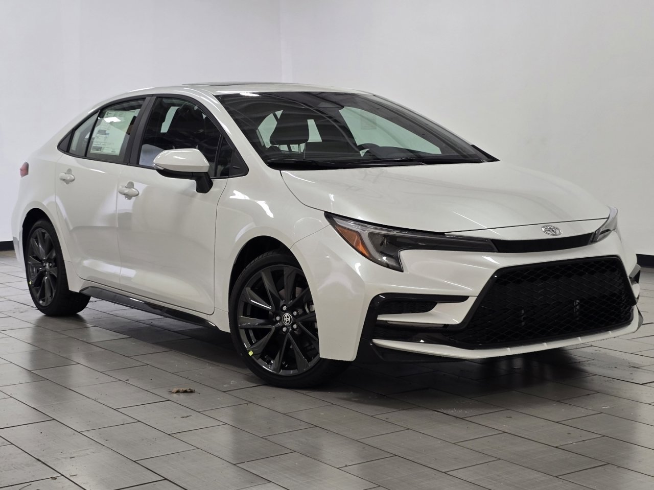 New 2026 Toyota Corolla XSE image 2