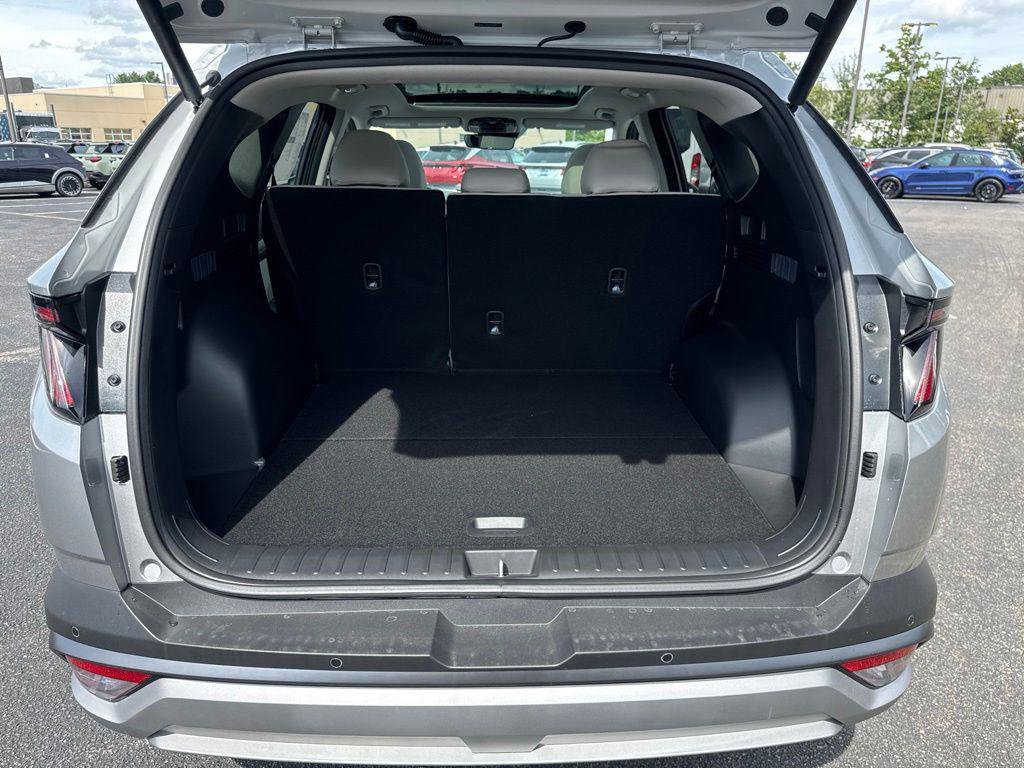 New 2026 Hyundai Tucson Limited AWD/4WD image 8
