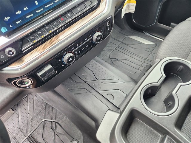 Used 2025 Chevrolet Silverado 1500 LT w/ Safety Package image 19