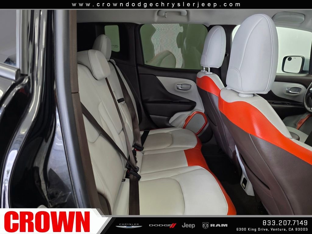Used 2017 Jeep Renegade Limited image 14