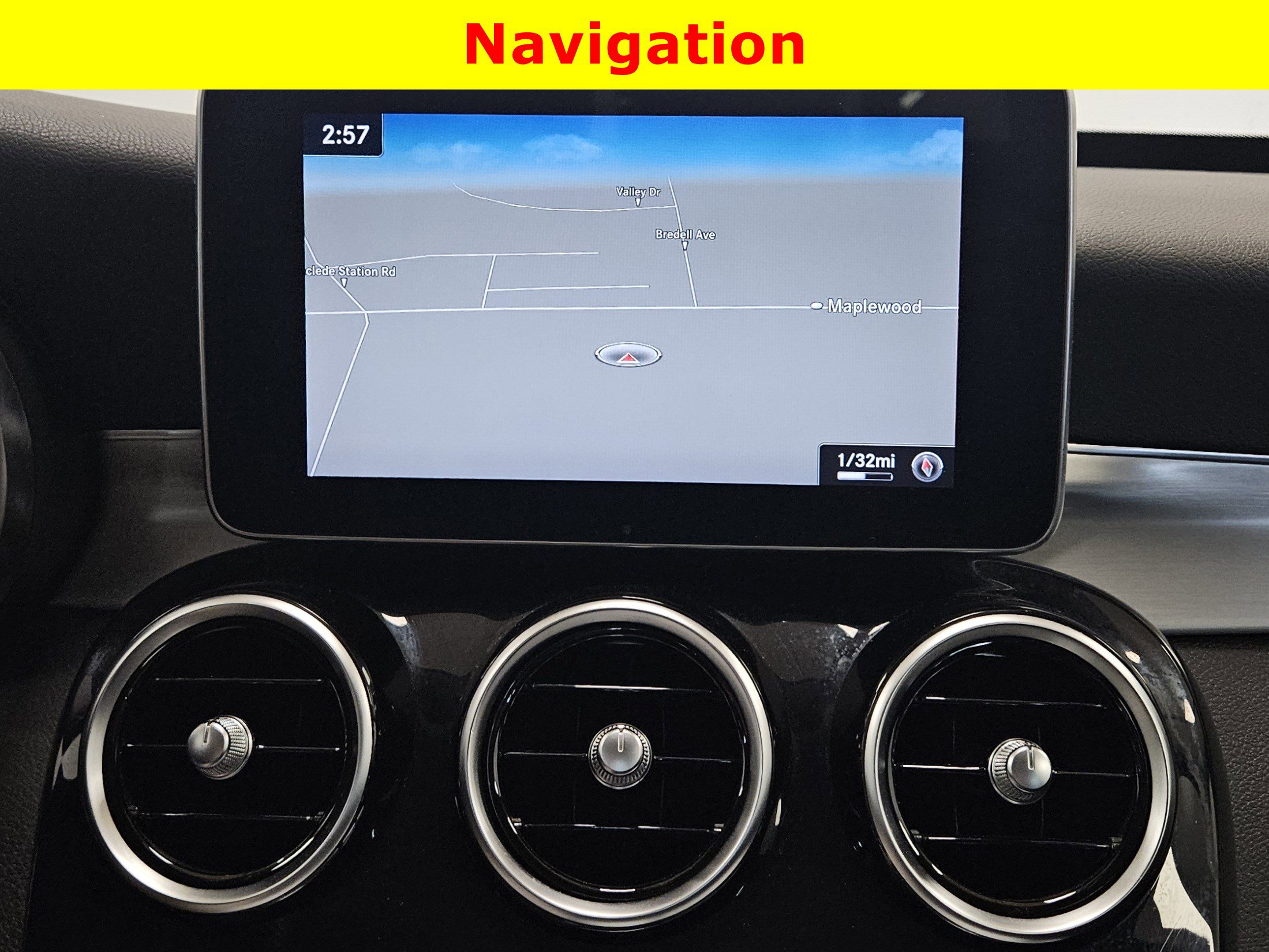 Used 2016 Mercedes-Benz C 300 4MATIC Sedan image 16