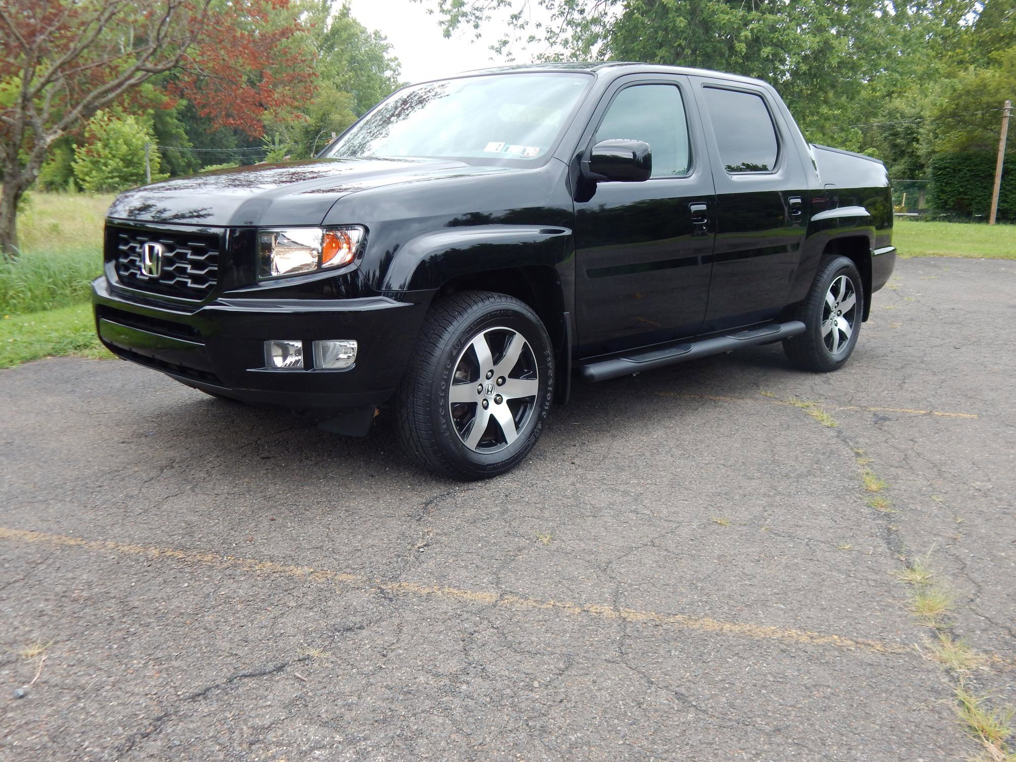 Used 2014 Honda Ridgeline SE image 1