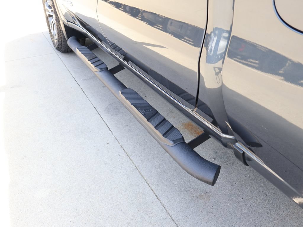 Used 2021 GMC Sierra 1500 SLE AWD/4WD image 10