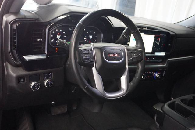 Used 2025 GMC Sierra 1500 SLT RWD image 7