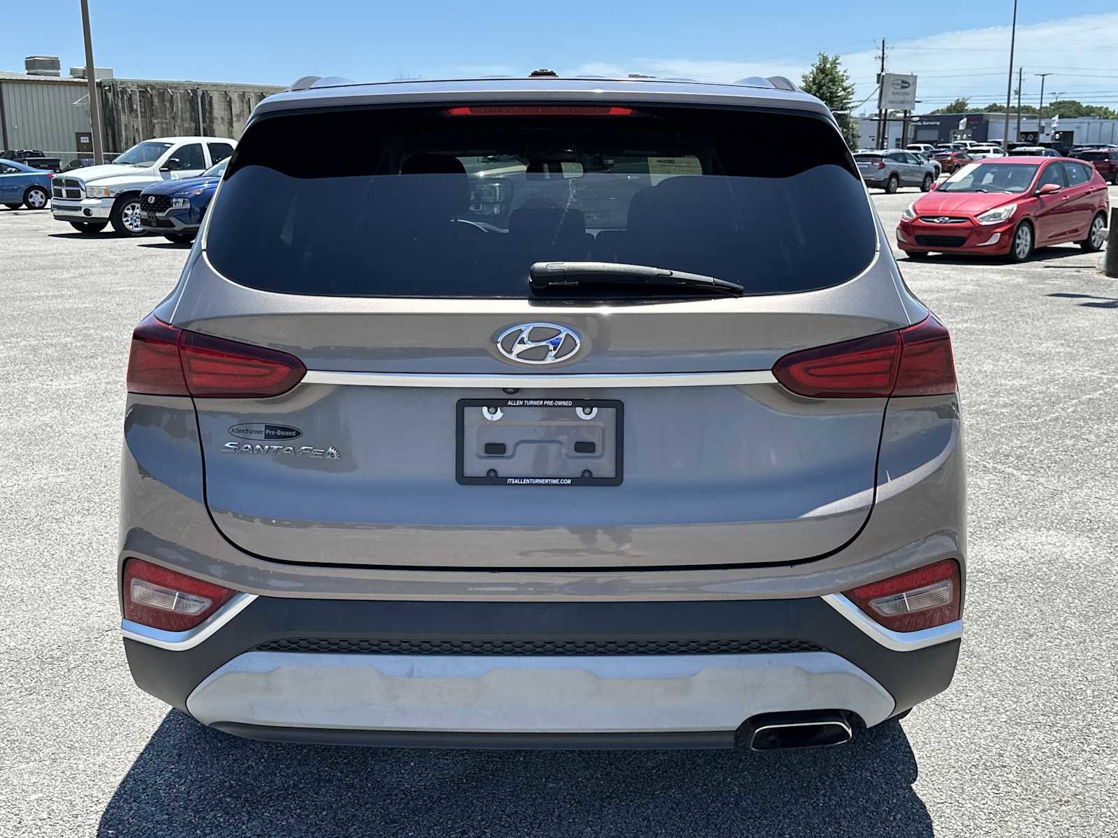 Used 2019 Hyundai Santa Fe SE FWD image 6