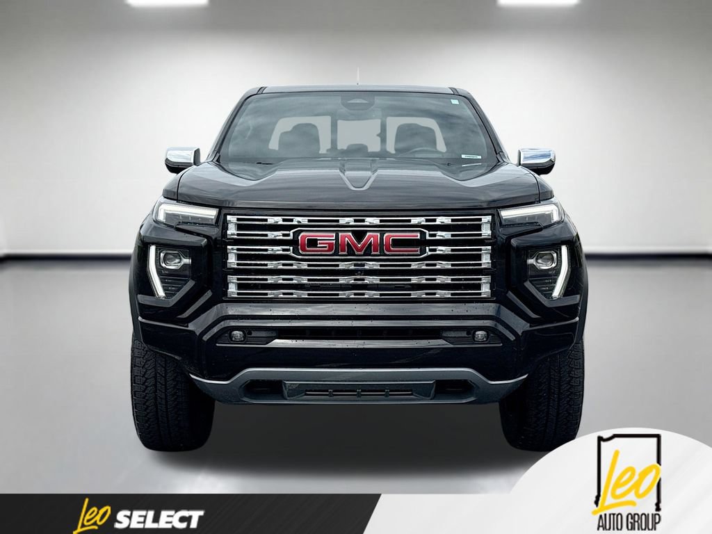 Used 2024 GMC Canyon Denali AWD/4WD image 2