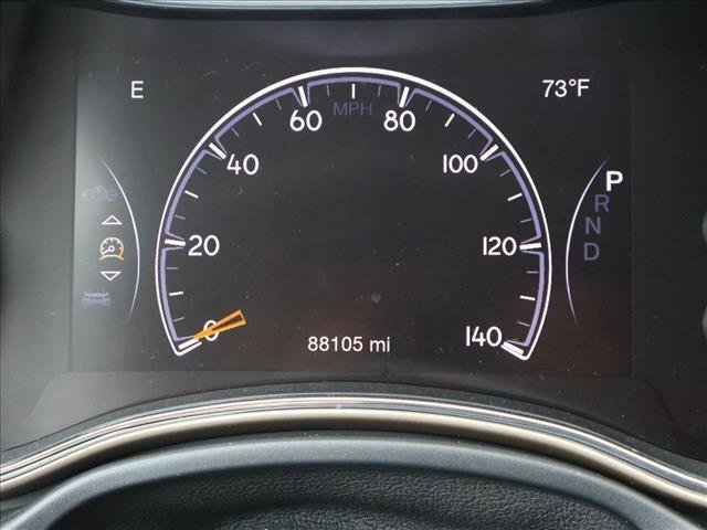 Used 2017 Jeep Grand Cherokee Limited AWD/4WD image 14