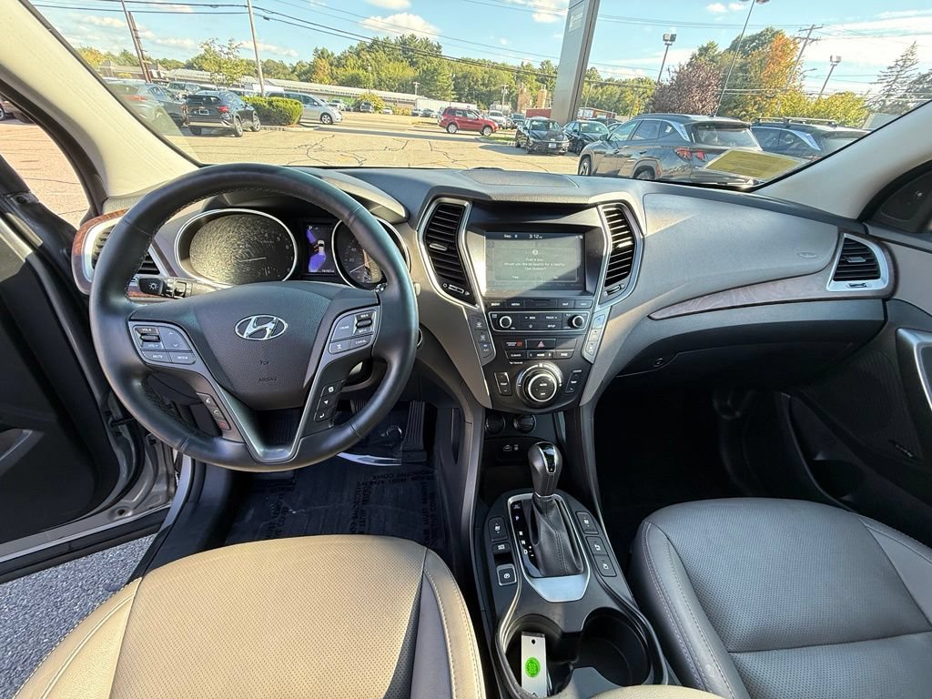 Used 2019 Hyundai Santa Fe XL AWD/4WD image 13