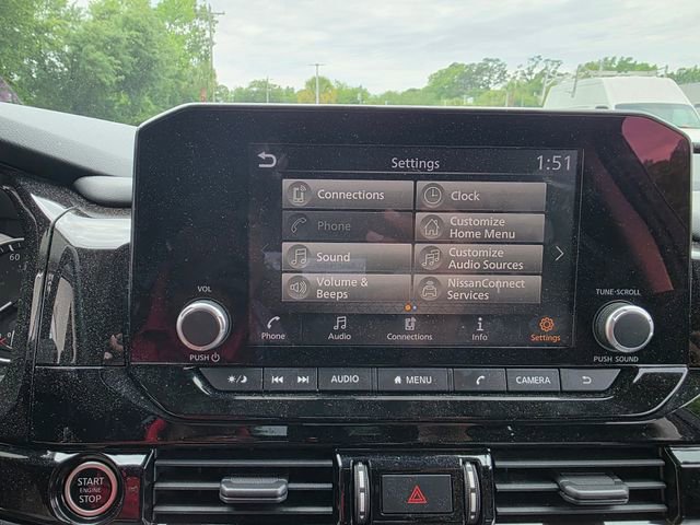 Used 2022 Nissan Pathfinder SV AWD/4WD image 30