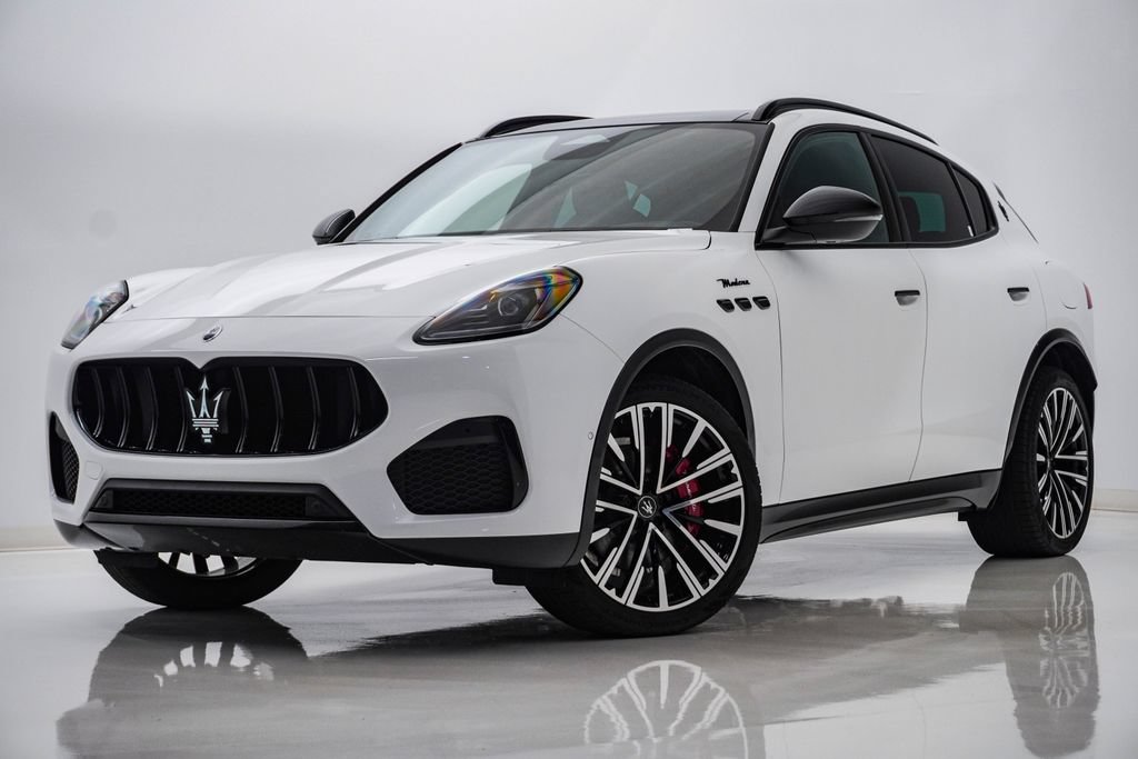 Certified 2025 Maserati Grecale Modena AWD/4WD image 1