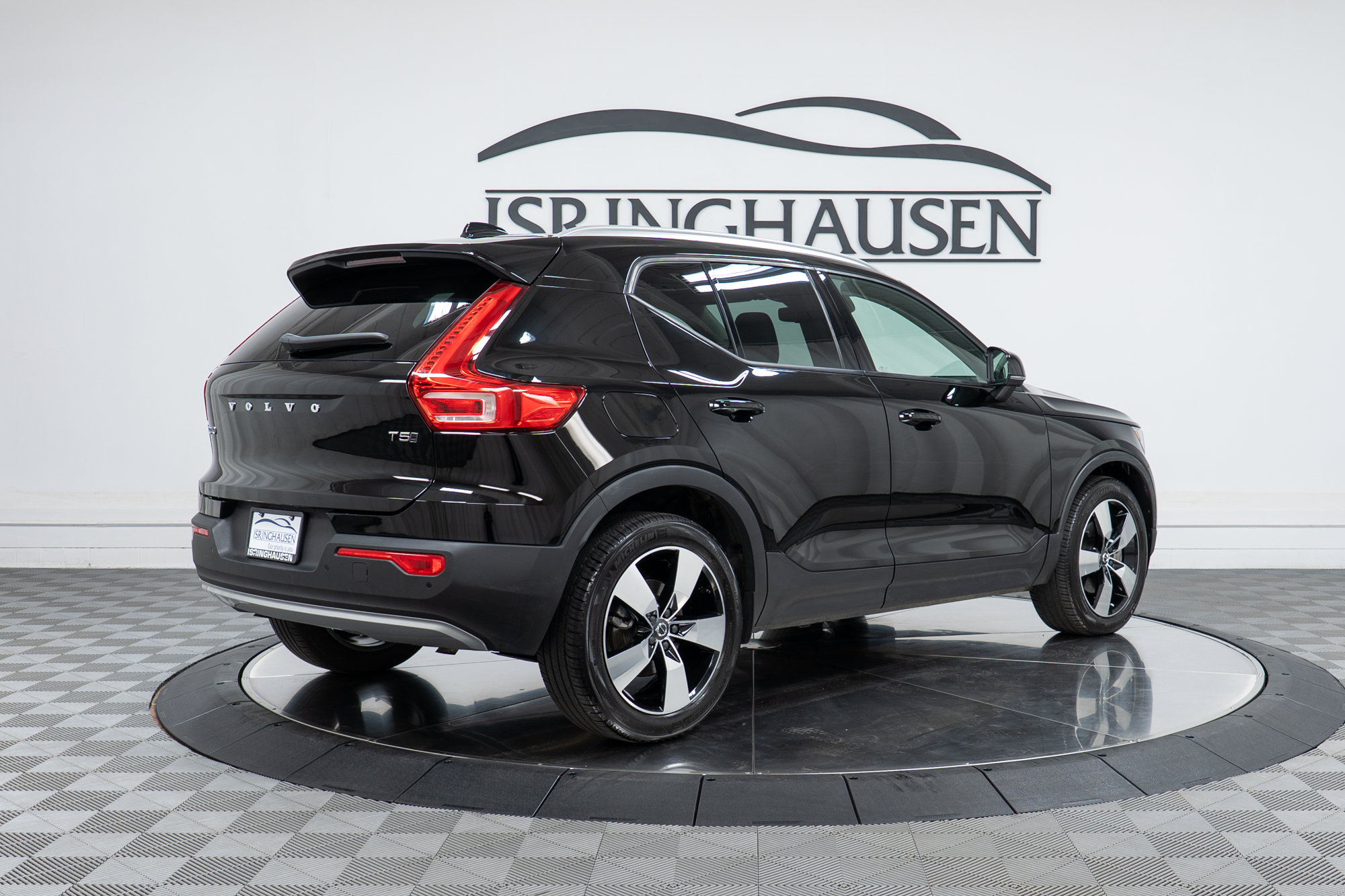 Used 2020 Volvo XC40 T5 Momentum AWD/4WD image 5
