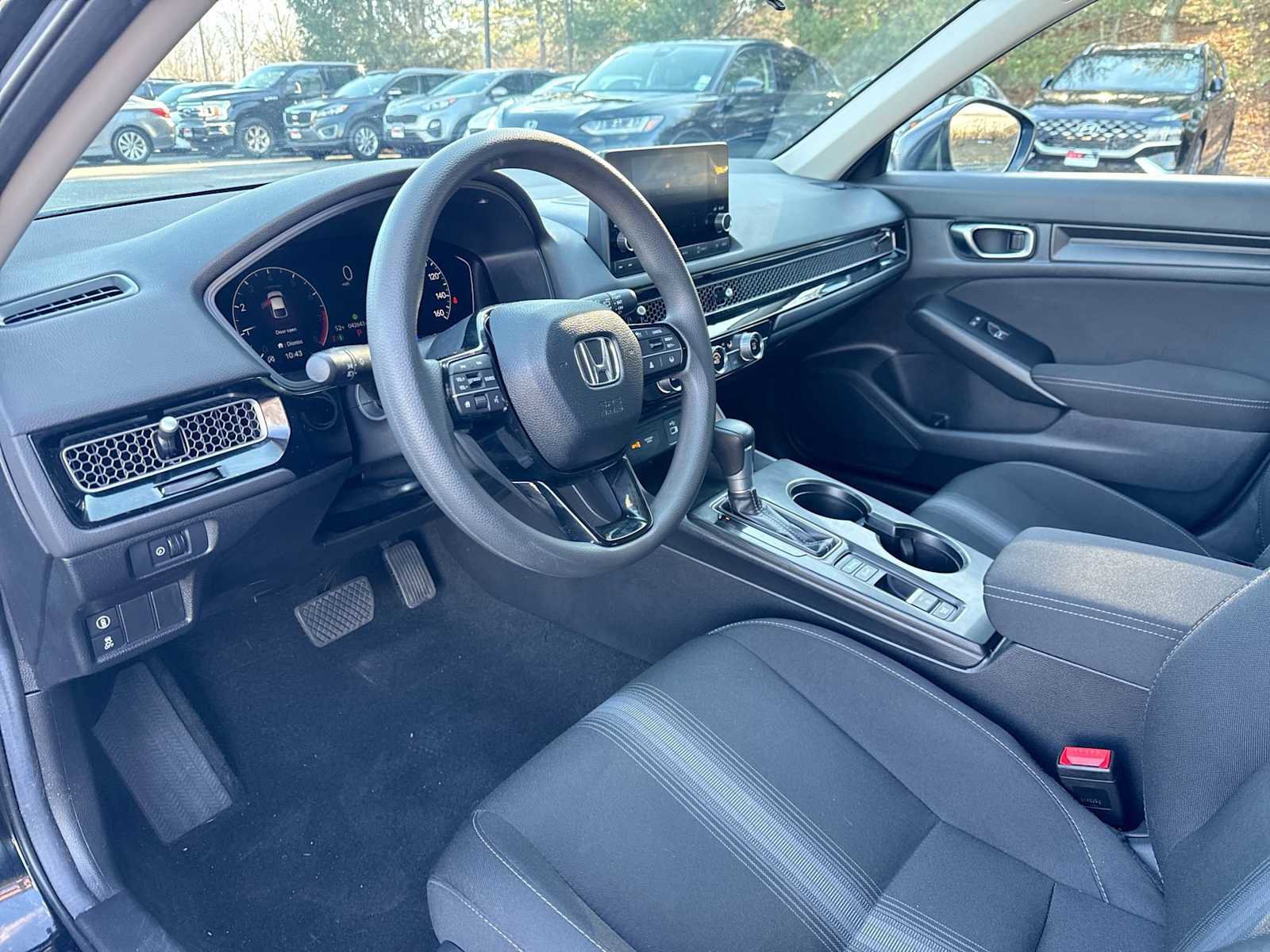 Used 2024 Honda Civic LX image 10