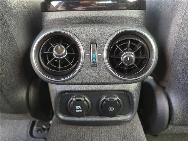 Used 2023 Kia Stinger GT-Line RWD image 16