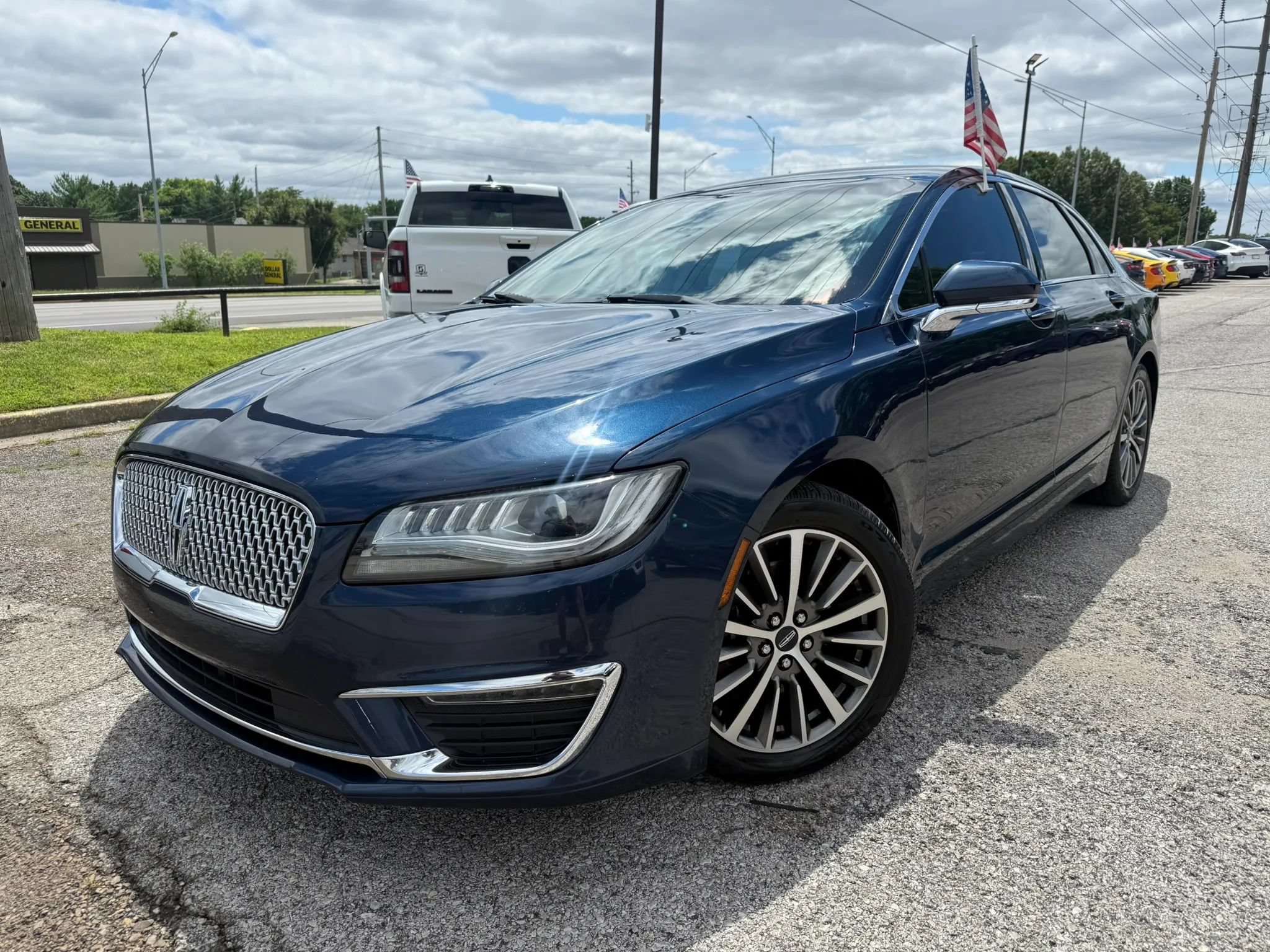 Used 2017 Lincoln MKZ Select FWD image 25