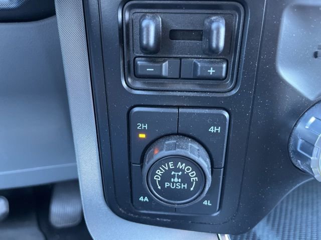 Used 2023 Ford F150 Limited image 30
