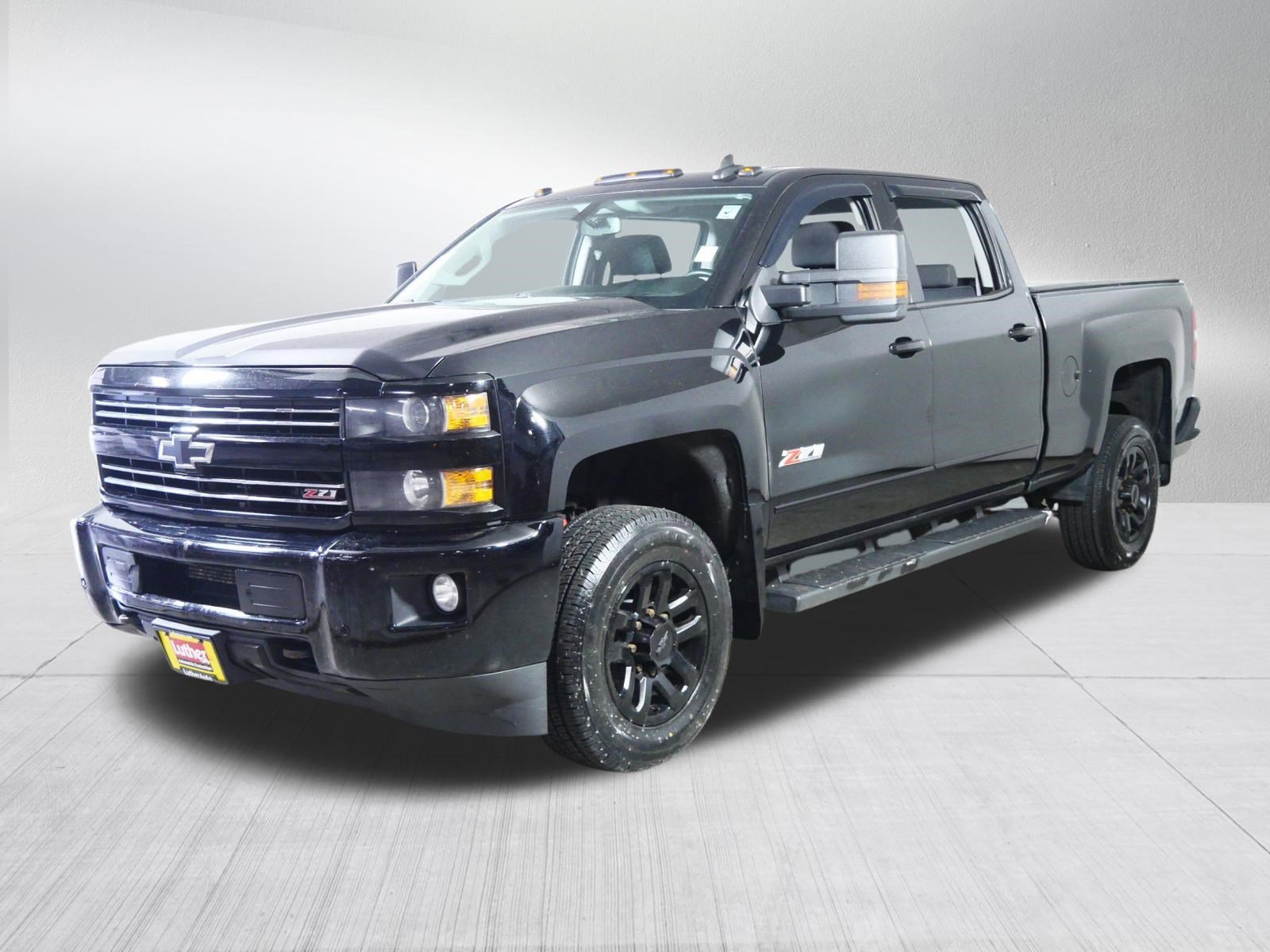 Used 2016 Chevrolet Silverado 2500 LT w/ Midnight Edition AWD/4WD image 3