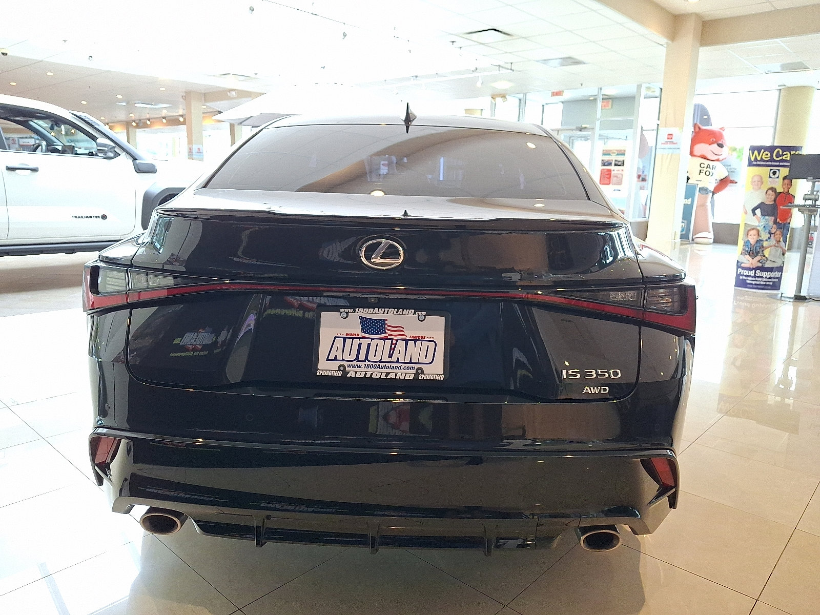 Used 2025 Lexus IS 350 F Sport AWD/4WD image 6