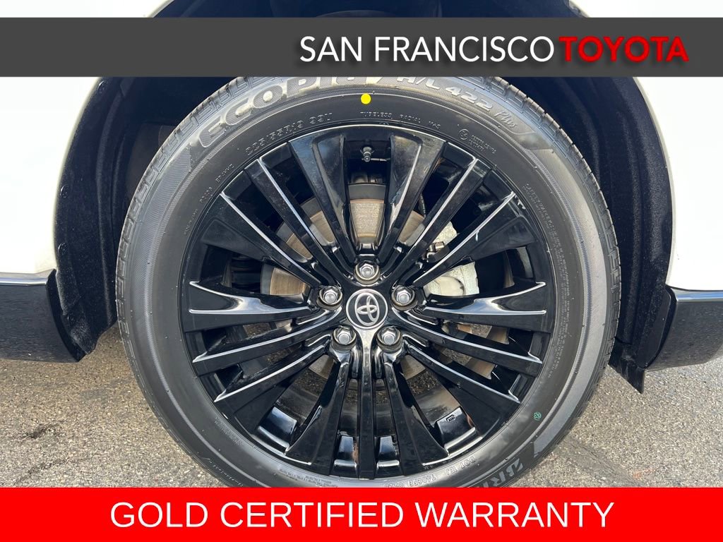 Certified 2023 Toyota Venza Nightshade image 9