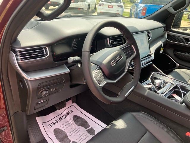 New 2026 Jeep Grand Wagoneer Limited AWD/4WD image 15