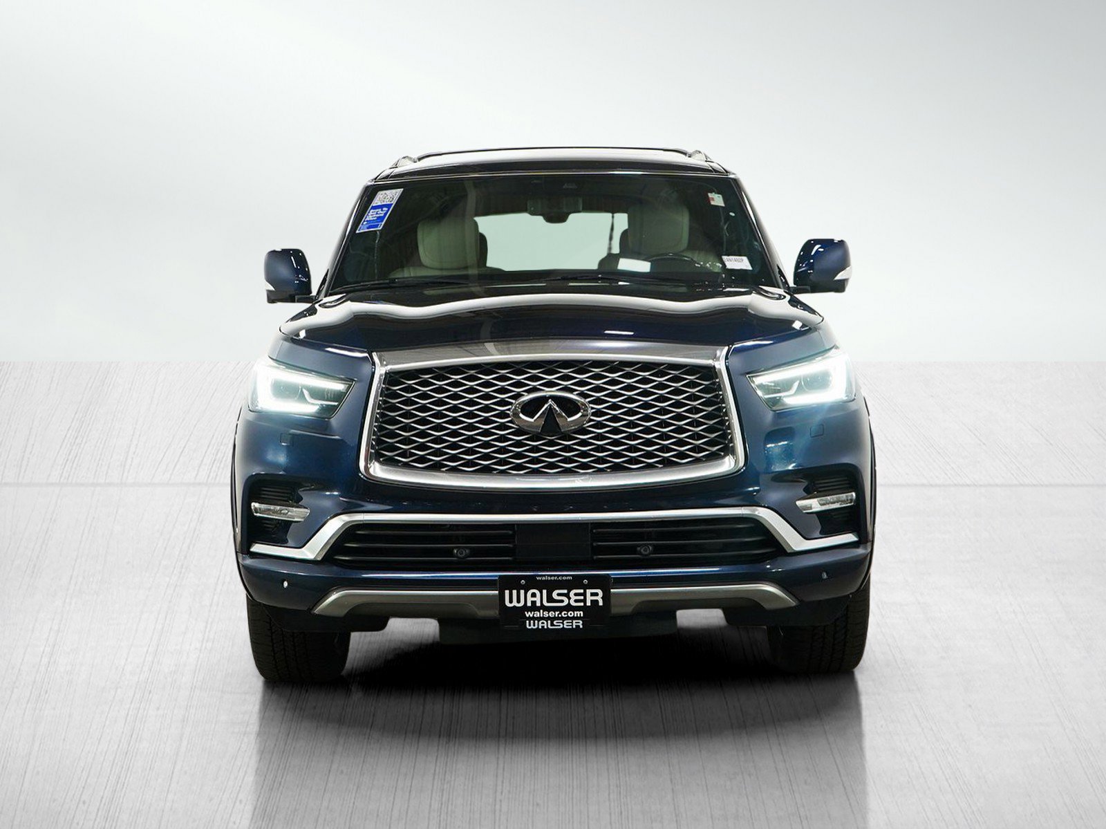 Used 2019 INFINITI QX80 Limited AWD/4WD image 2