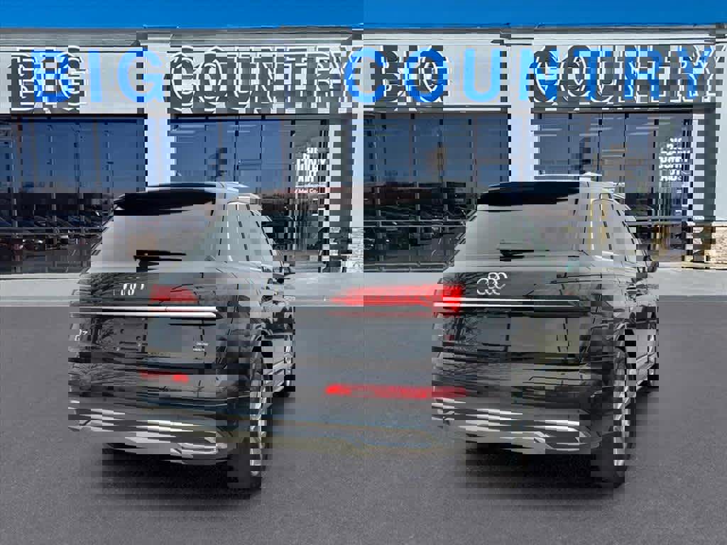 Used 2021 Audi Q7 2.0T Premium Plus image 4