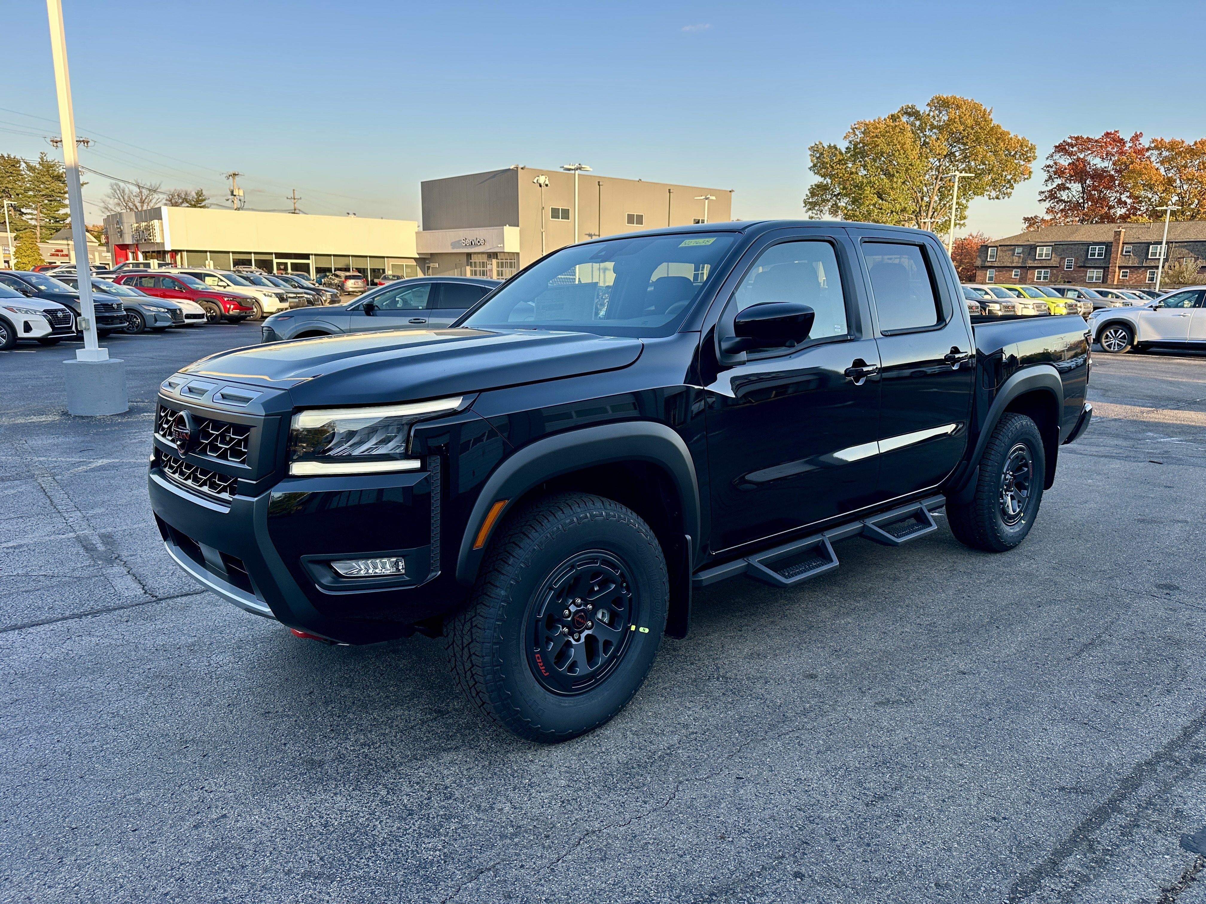 New 2026 Nissan Frontier PRO-4X w/ Pro-4x Convenience Package image 15