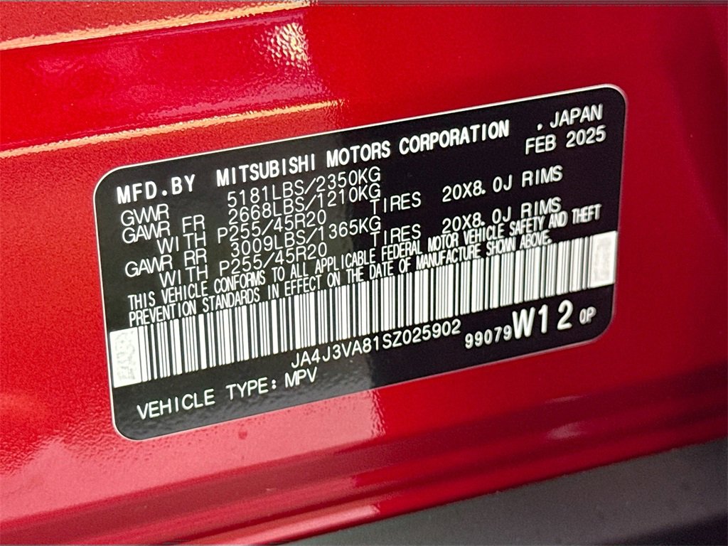 New 2025 Mitsubishi Outlander SE image 35