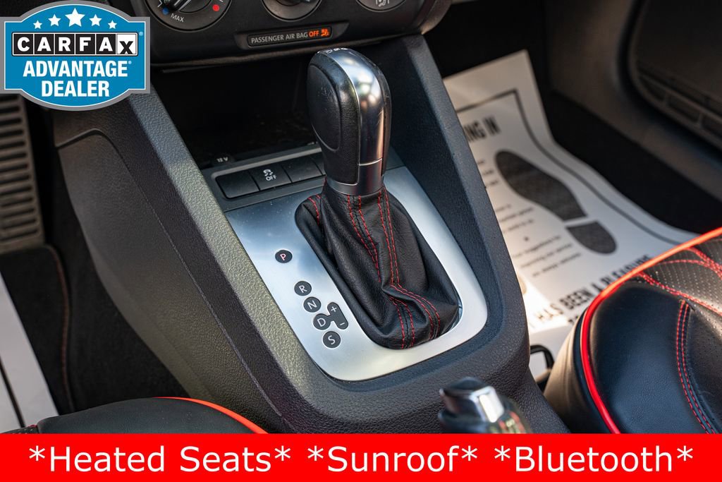 Used 2014 Volkswagen Jetta GLI FWD image 28