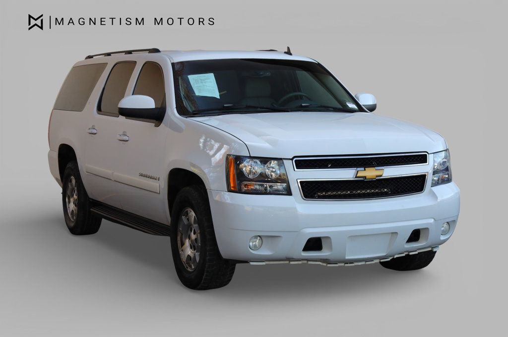 Used 2008 Chevrolet Suburban LT w/ LT Preferred Equipment Group image 6
