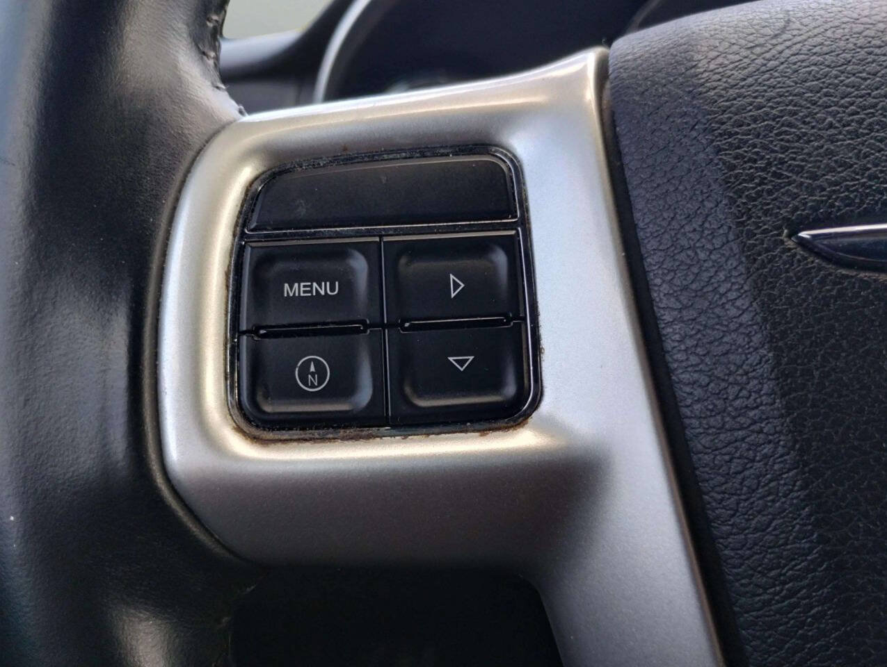 Used 2014 Chrysler 200 Touring FWD image 24