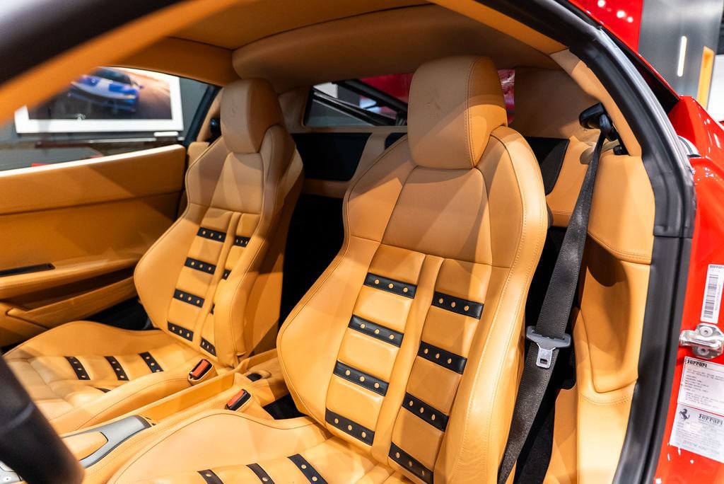 Used 2010 Ferrari 458 Italia Coupe RWD image 4