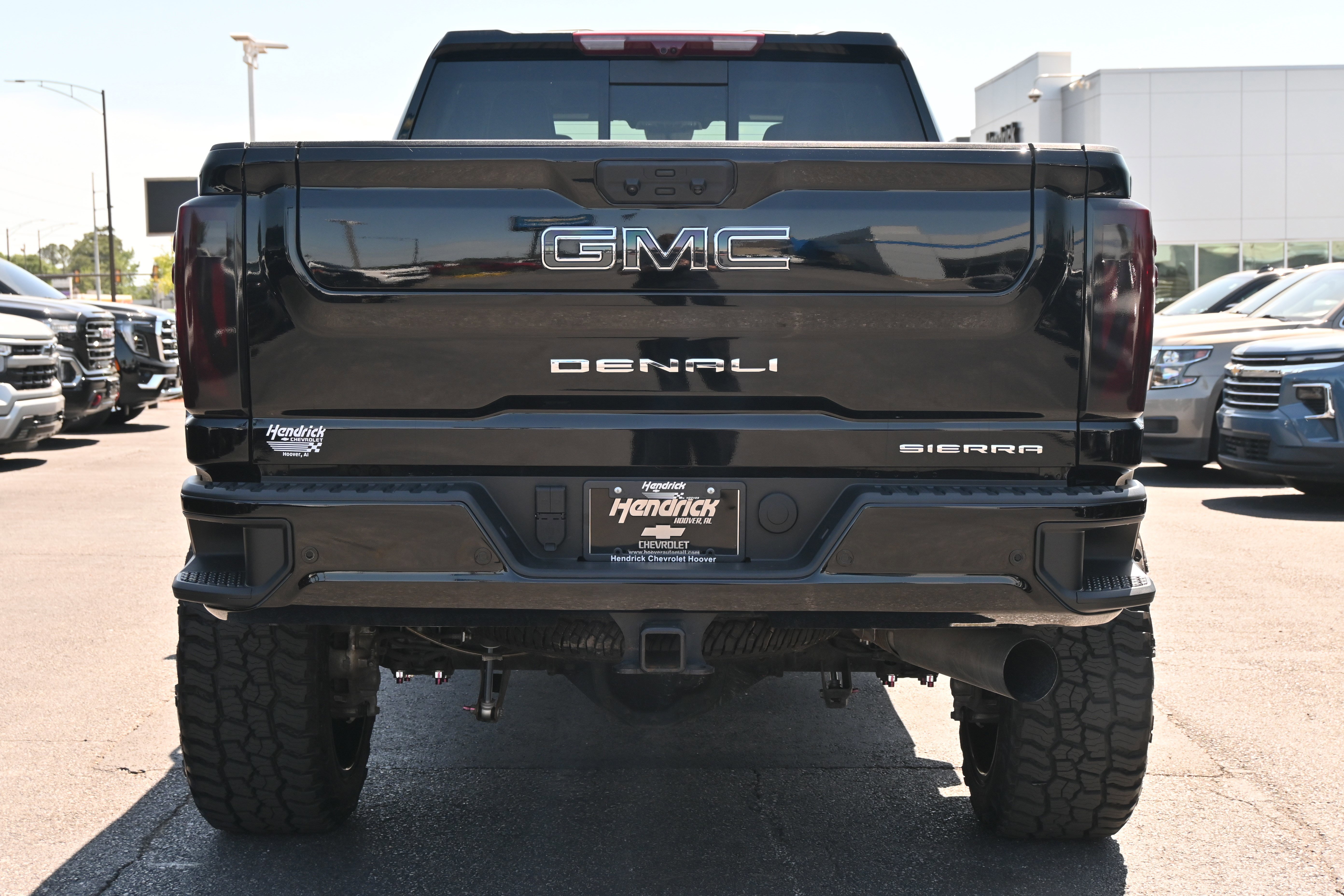 Used 2025 GMC Sierra 2500 Denali Ultimate w/ Max Trailering Package image 13