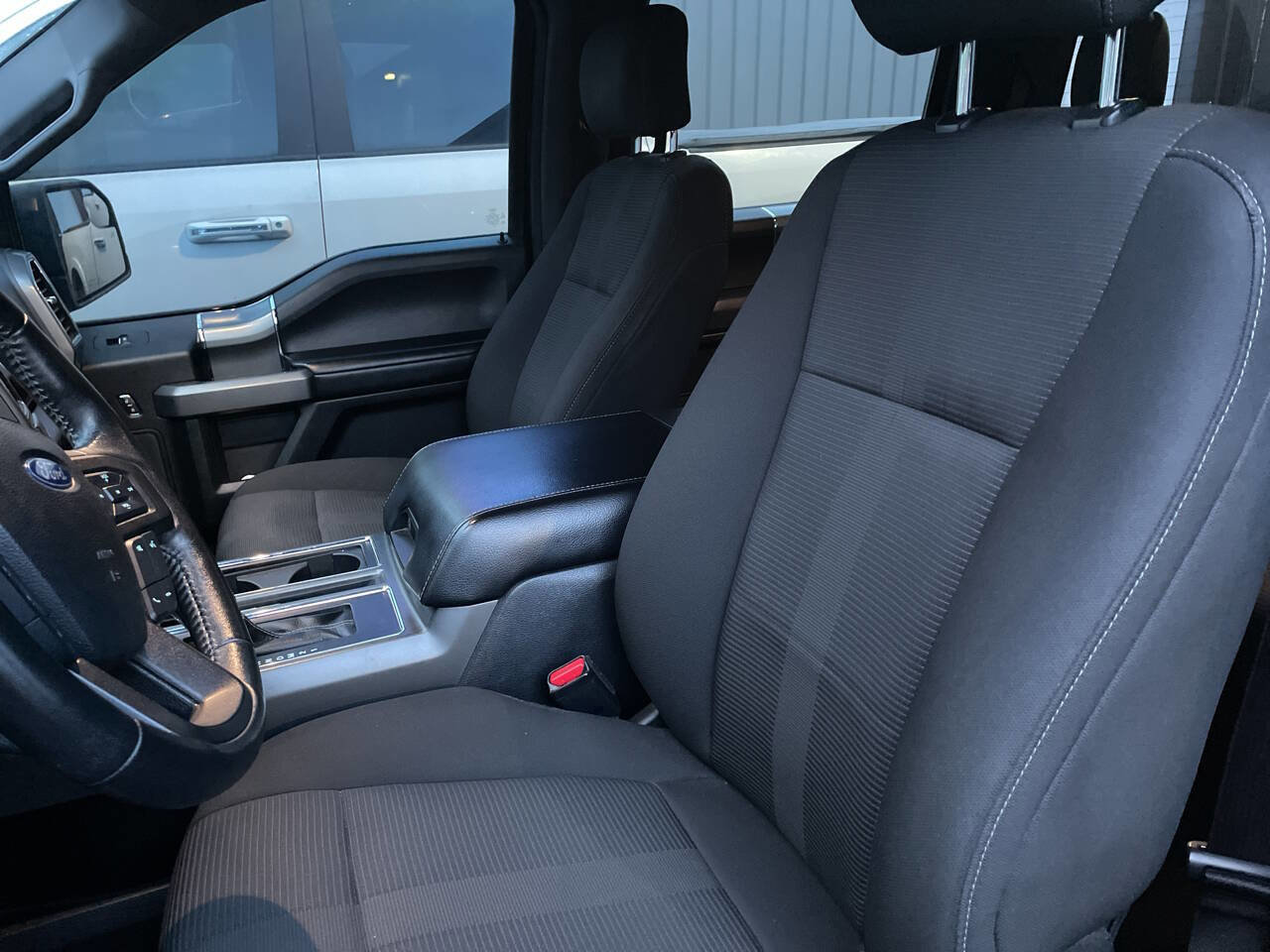 Used 2017 Ford F150 XLT w/ Equipment Group 302A Luxury image 7