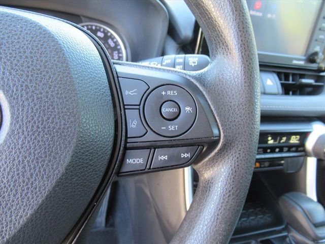Used 2022 Toyota RAV4 XLE image 20