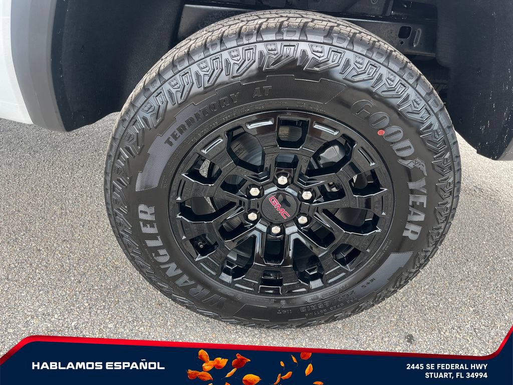 New 2026 GMC Canyon Elevation RWD image 9